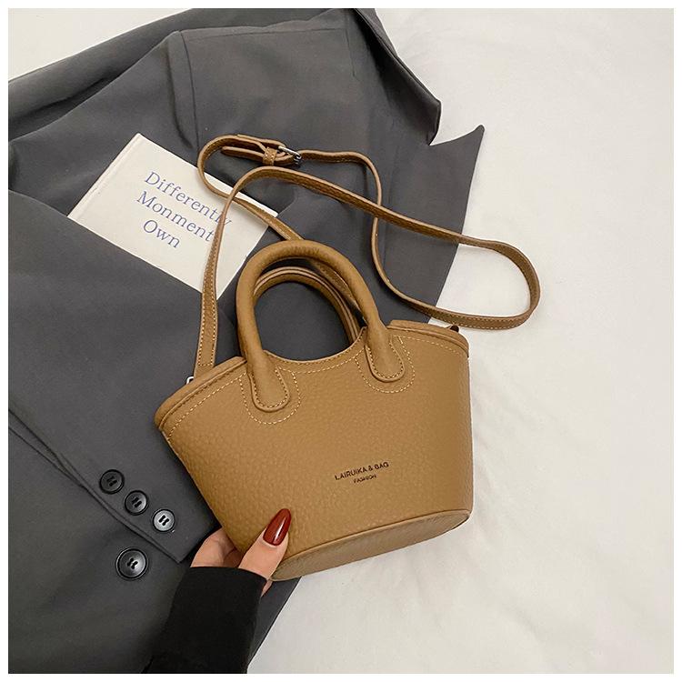 

Popular bags women s summer new niche design messenger bags portable bucket bags