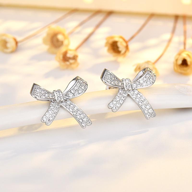 Neue Temperament Ohrstecker für Damen mit hochwertigen Schleifenohrringen