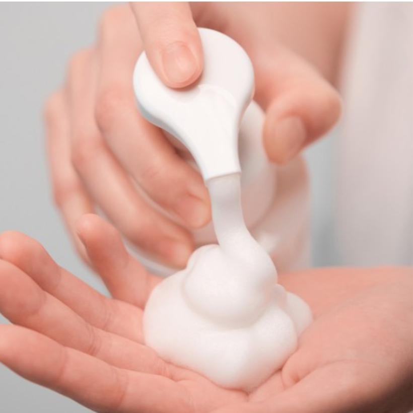 Happy Bath pH 4.5 Mild Acidic Rose Bubble Feminine Wash 300ml Gentle Intimate Care