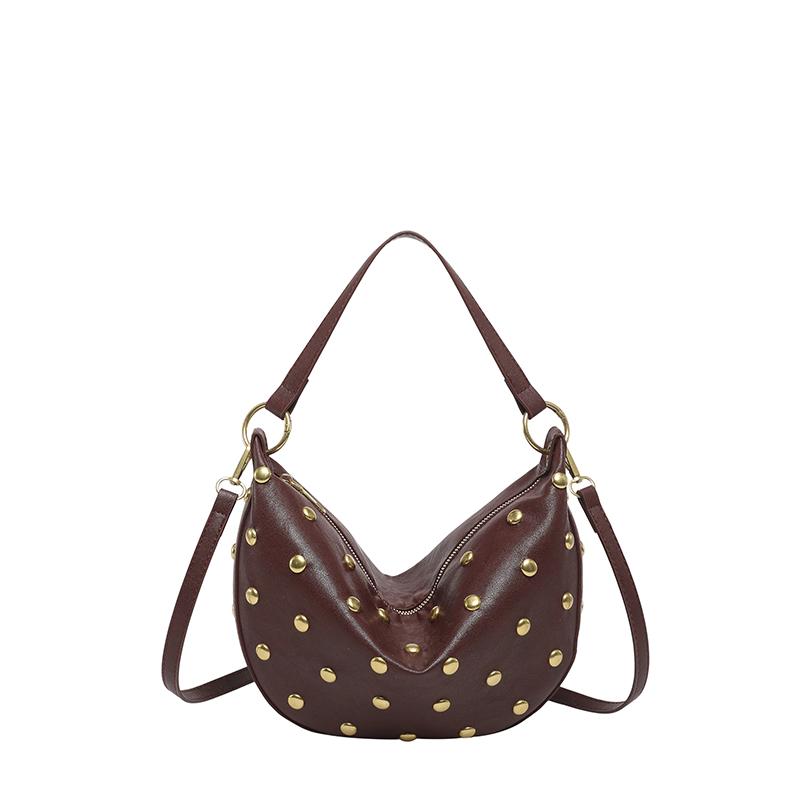 Ethos Shoes Fashi Effen PU Vintage Klinknagels Studded Hobo Tas Retro Streetwear Veelzijdige Onderarmtassen Leer Maanvormige Dames Crossbody Tassen rood