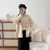 Frühling und Herbst Neues Temperament Promi-Stil Spitze Hals Gestrickt Sanfter Wind Weich Wachsartig Gestrickte Strickjacke Zweiteiliger Pullover