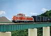 KATO N Gauge DE10 Warm Climate Type Diesel Locomotive 7011-2