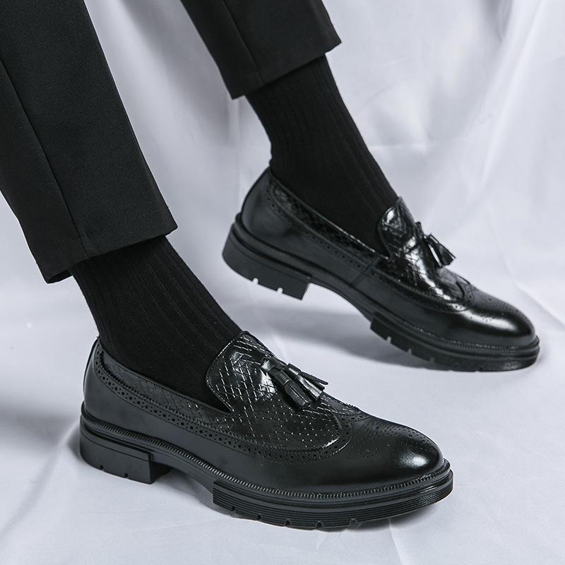 Men's Shoes Large Size New Casual Leather Shoes Fashionable Men's Fringed Leather Shoes Trendy Business Overalls