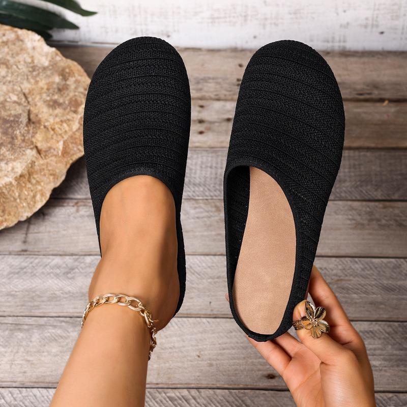 

Нишевые туфли-полусапожки с мягкой подошвой, мягким верхом, перфорированные и дышащие, на толстой подошве 42 чёрный