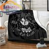 Záhadná kočka a Satan  Načechtaná deka  Teplo Měkký plyšový přehoz na pohovku  čtvercová  deka Turistická deka{Přizpůsobte si svou fotografii}