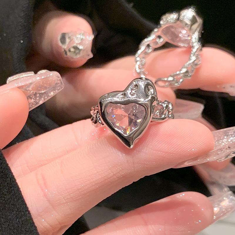 Open Chic Toe Heart Ring In Copper With Stunning Pink Diamonds For Modern Women