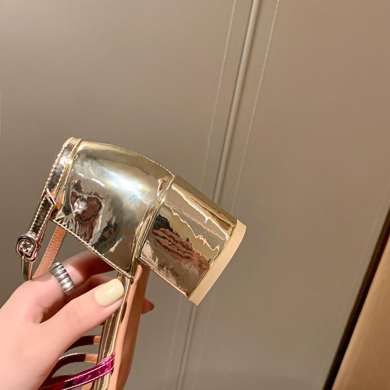 Fashion Women's New Leather and Cowhide Color Blocked Comfortable and Breathable Mid Heeled Hooded Roman Fashion Sandals