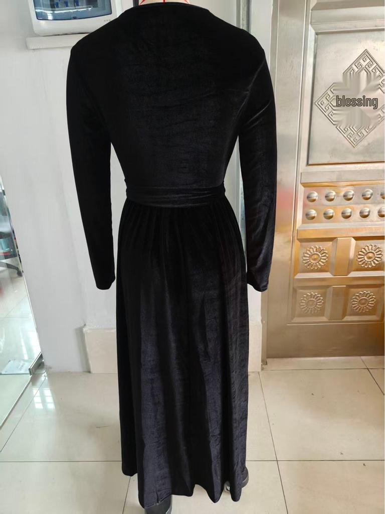 Elegant Velvet V-Neck Bridesmaid Dress for Autumn/Winter