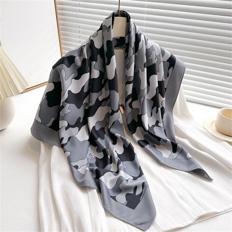

New Fashion Luxury Brand Cloud Print Silk Scarf 90cm Twill Ladies Large Square Scarves Sunscreen Shawl Headscarf 90X90CM
