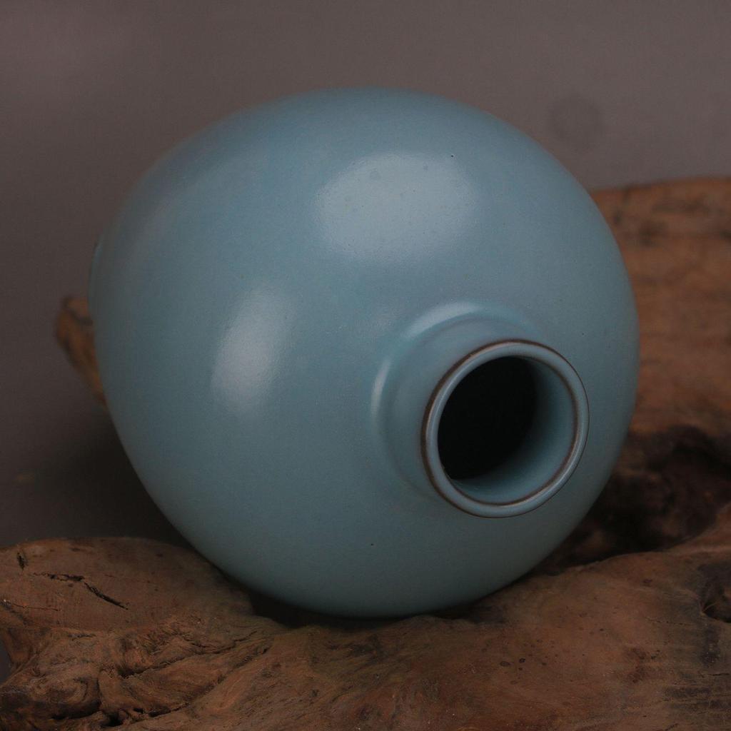 Song Dynasty Style Blue Glaze Tripod Plum Vase with Lid – Authentic-Looking Collectible Display Piece