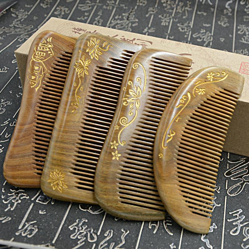 

Argentinian Green Sandalwood Gold-Painted Handleless Travel Comb