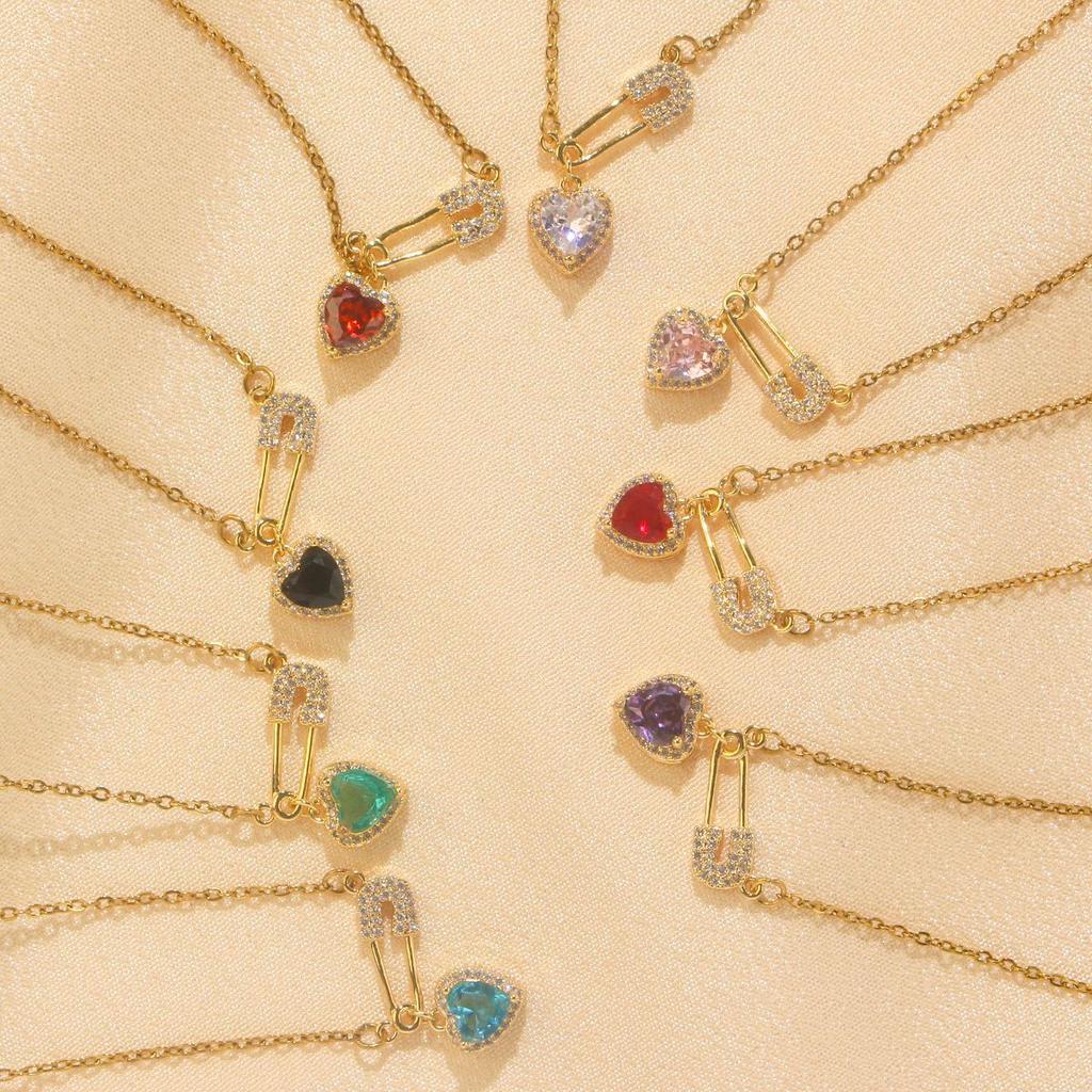 Necklace European and American love pin necklace female personality light luxury titanium steel collarbone chain ins wind advanced sense niche