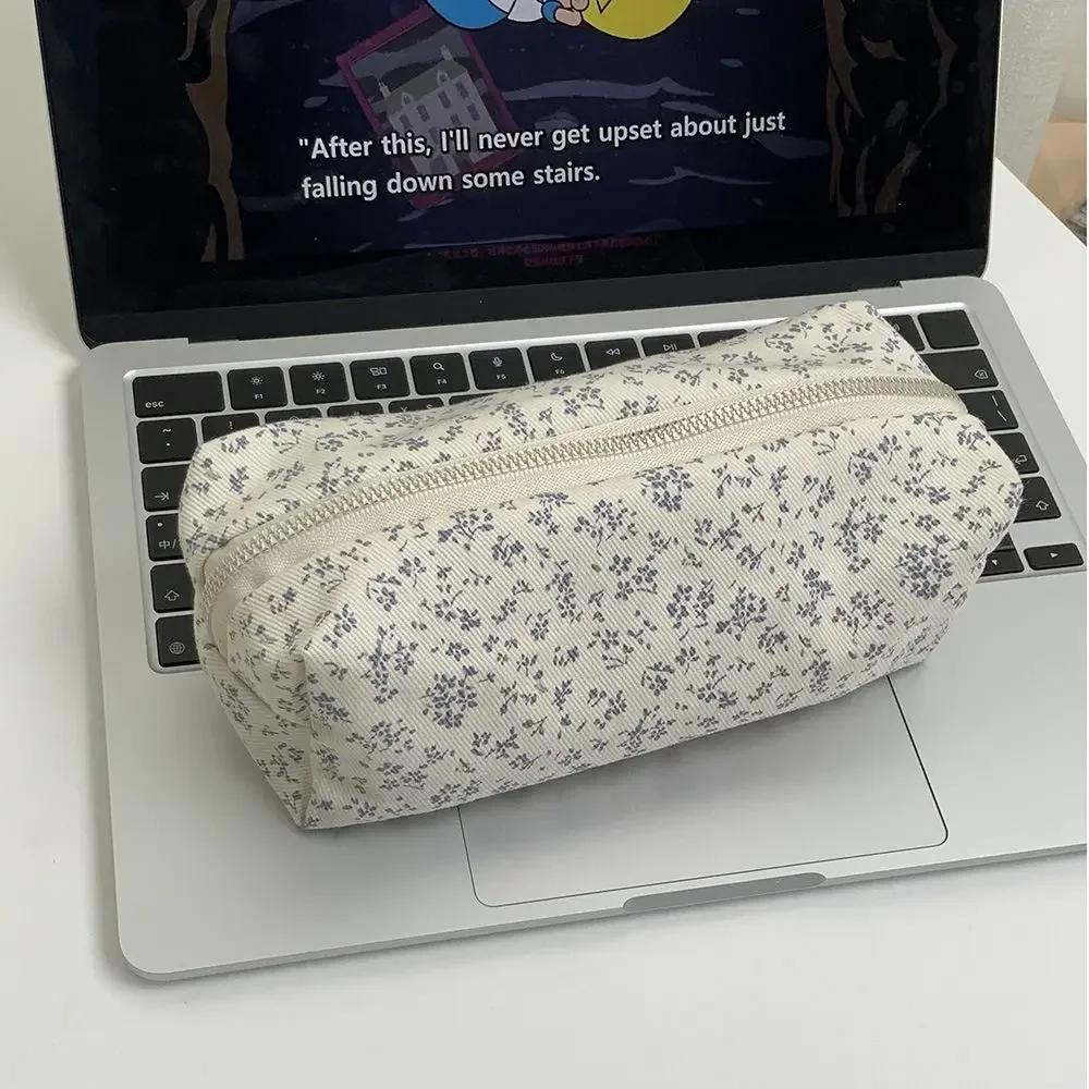 INS Floral Print Pen Bag Large Capacity Multifunctional Pencil Case Stationery Bag Students