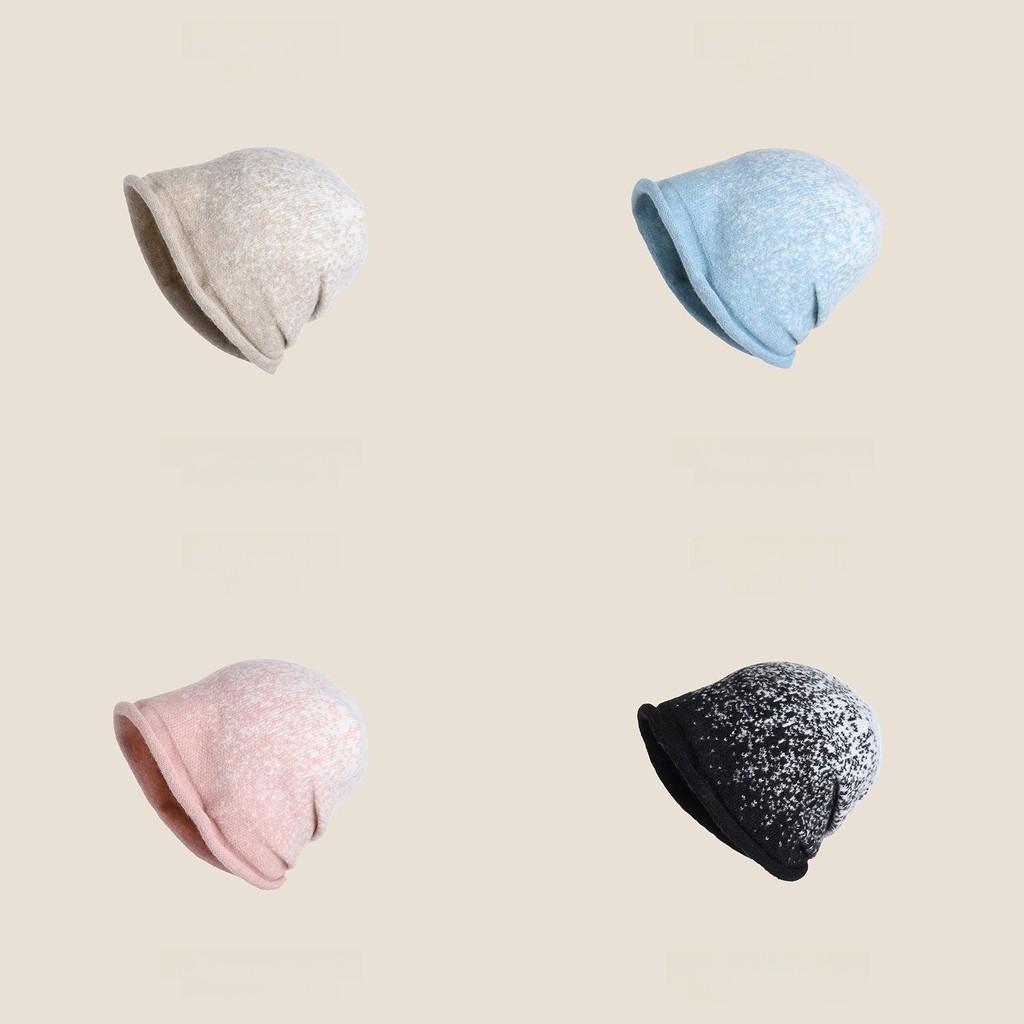 Winter Knit Beanie Hat For Women With Gradient Snowflake Pattern And Design