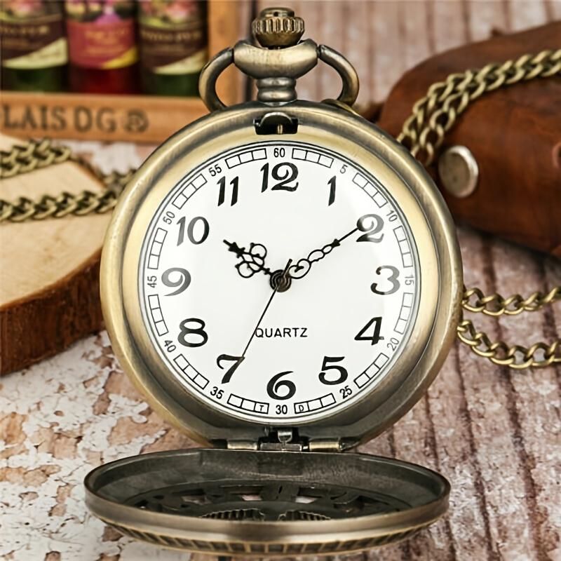 Exquisite Vintage Bronze Steampunk Pocket Watch Carved Hollow Arabic Numerals Flip Quartz Clock Retro Necklace Hanging Watch