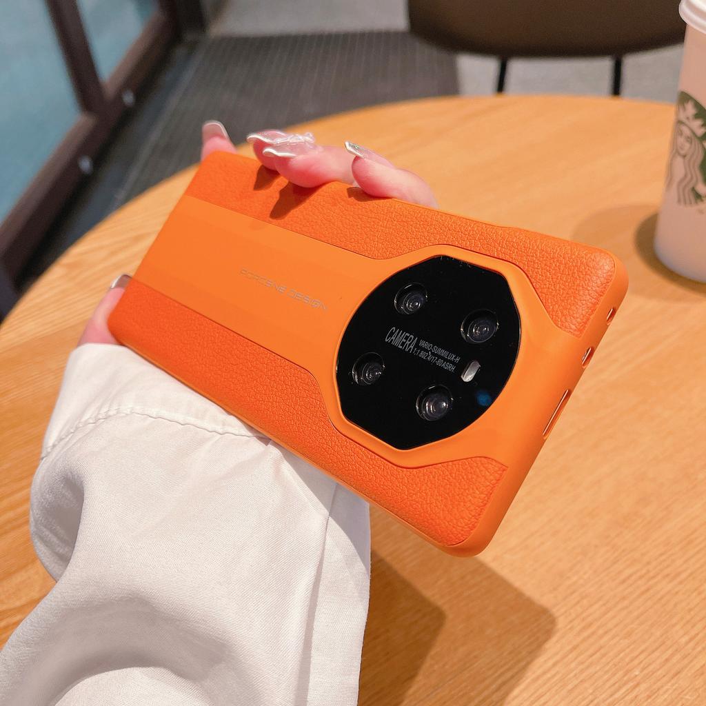 A Magic Case with A Lychee Skin Texture for Huawei MATE70pro, Which Can Be Transformed Into A Protective Case for Porsche Mate60+ In Just 7 Seconds