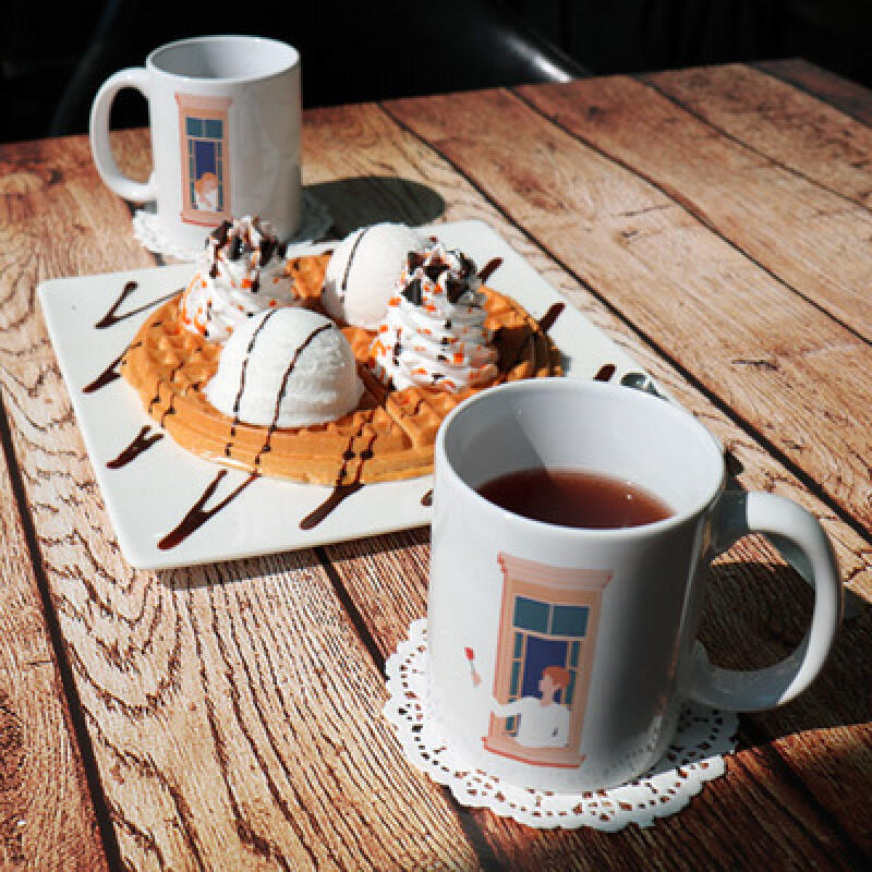 tb074-Design Mug 2p-Meet me at the window