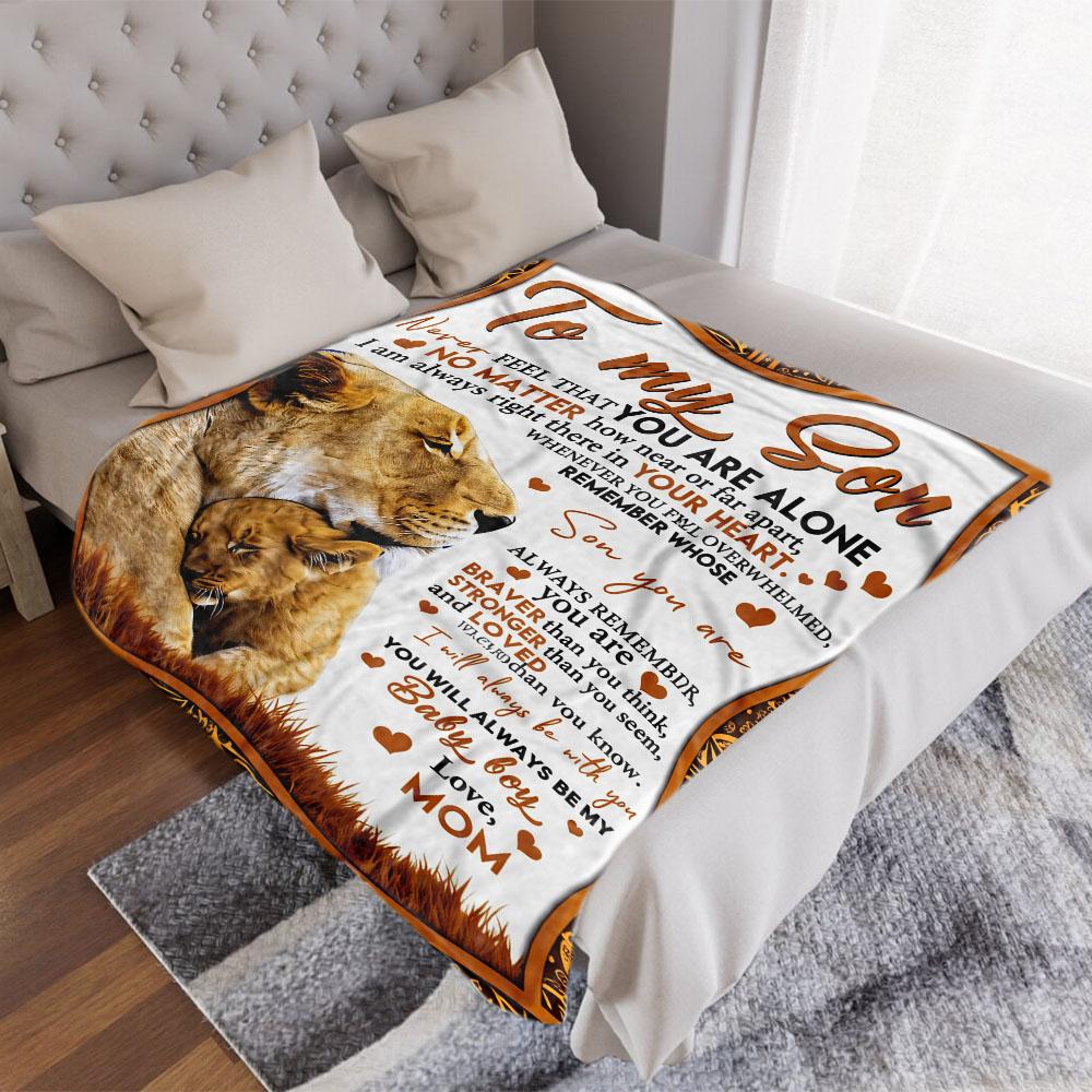 Lion Printed Blanket-Soft and comfortable flannel blanket. A gift for family on Christmas, Valentine's Day and Mother's Day.
