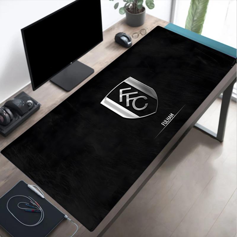Fulham Fußballwappen Mauspads, Gaming-Mauspads, Tastaturpads, Schreibtischdekoration für Computer-Notebook, Fan-Geschenk, Geburtstagsgeschenk