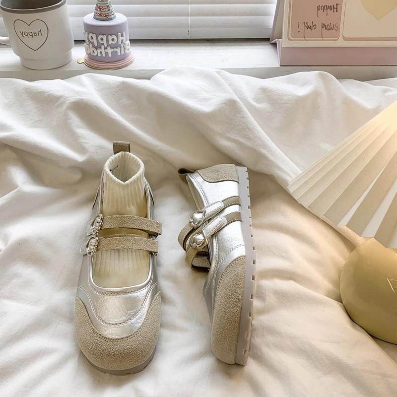 Sapatos de verão femininos 2025 novos, estilo retrô, feios e fofos, de sola reta, cabeça grande, bico redondo, boca rasa, Mary Jane versáteis e casuais