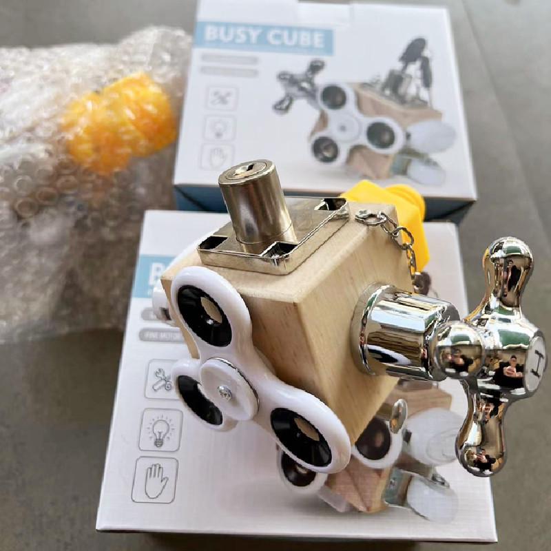 

Монтессори Многофункциональная Развивающая Игрушка Кубик для Детей