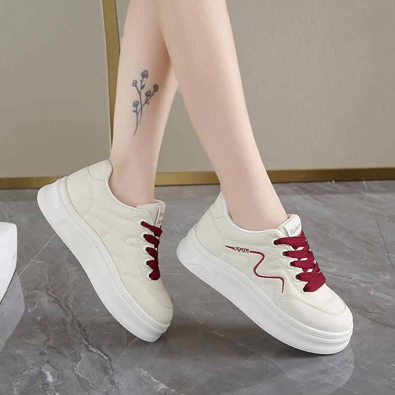 Plateau weiße Schuhe Damen 2025 Herbst neue Mode, leichte und bequeme vielseitige Muffin Sport- und Freizeit-Board-Schuhe
