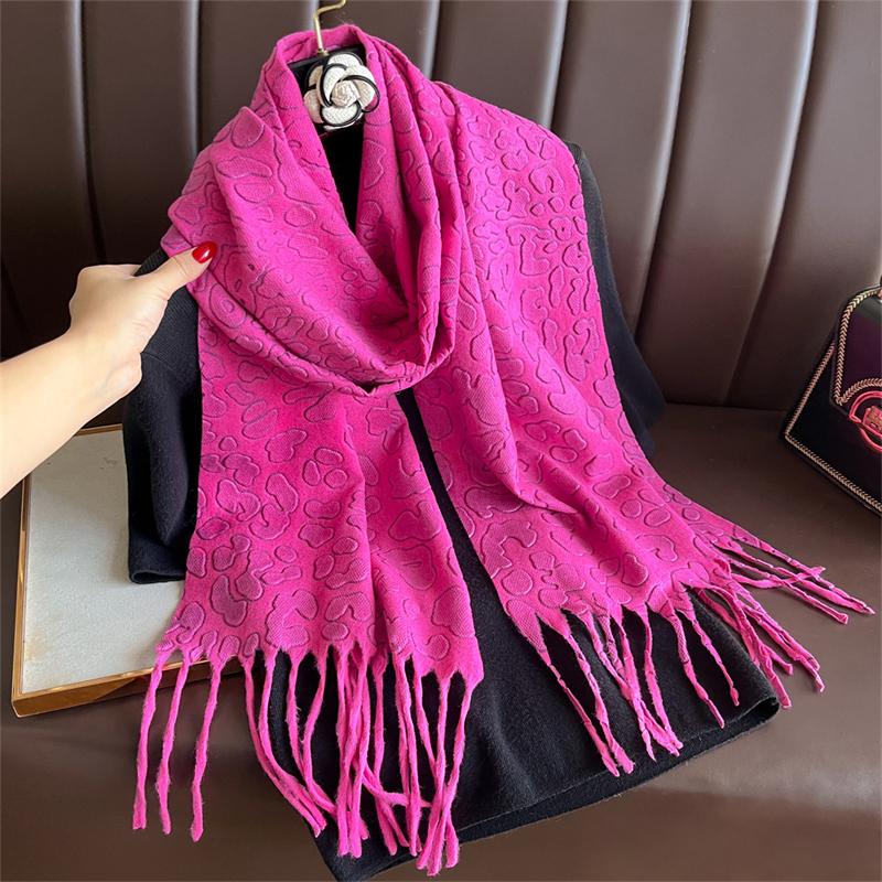 New Embossed Cashmere Women's Winter Scarf Warm Chunky Shawl Luxury Designer Tassels Pashmina Bufanda Lady Wrap Man Scarves