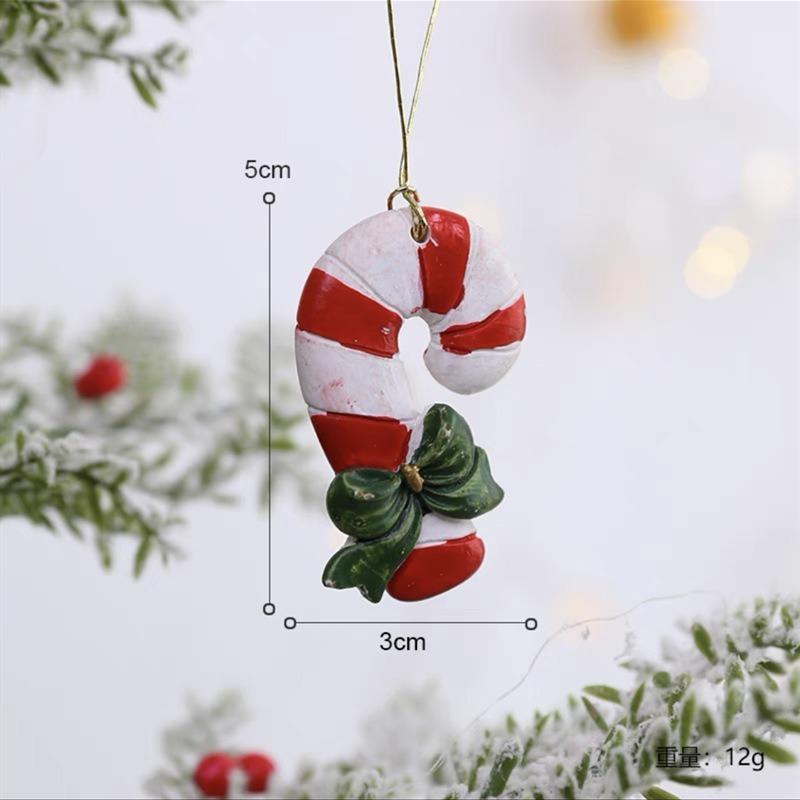 New Christmas Painted Resin Santa Claus Heart Pendant Retro Style Christmas Tree Imitation Ceramic Decoration navidad 2025