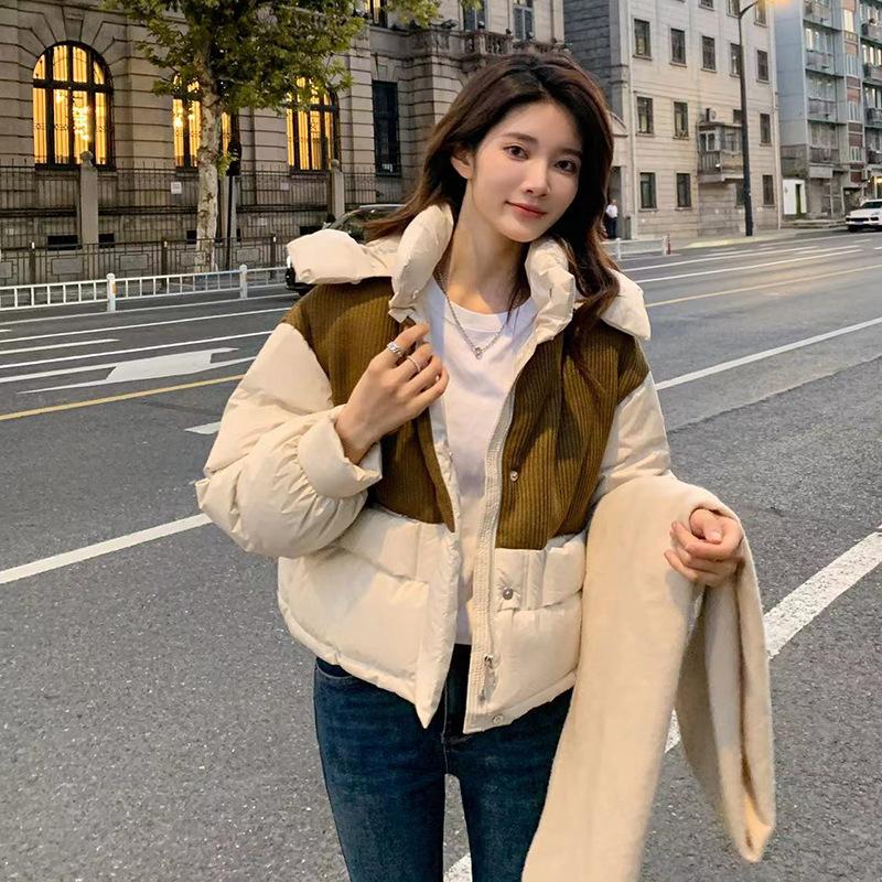 Corduroy splicing down jacket women's short 2024 winter new fashion contrasting colors thickened white duck down bread jacket tide
