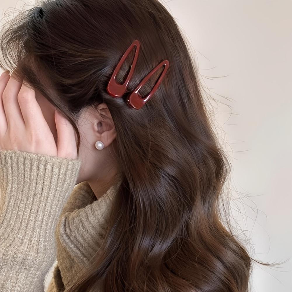 2Pcs Premium Sense Ankola Red Metal Hairpin Simple and Sweet Girl Side Broken Hair Bangs Duckbill Clip Hair Accessories