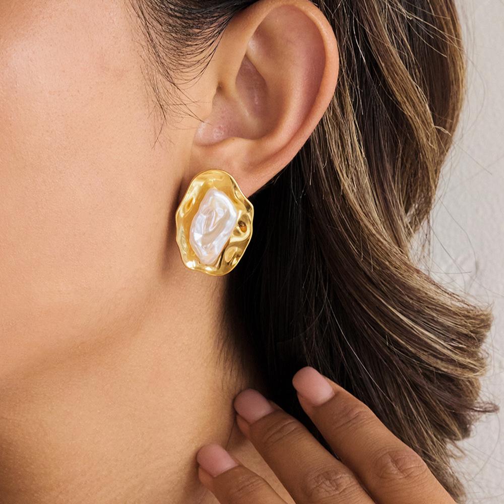 Niche Light Luxury Design Elegant Style Pearl Earrings 18K Gold Earrings Jewelry