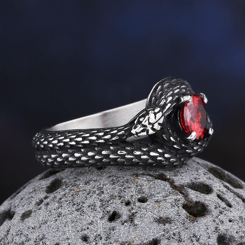 2026 New Vintage 316L Stainless Steel 3D Snake Ring with Red&Green StoneAnimal Fashion Jewelry for Man Women Boyfriend Gift