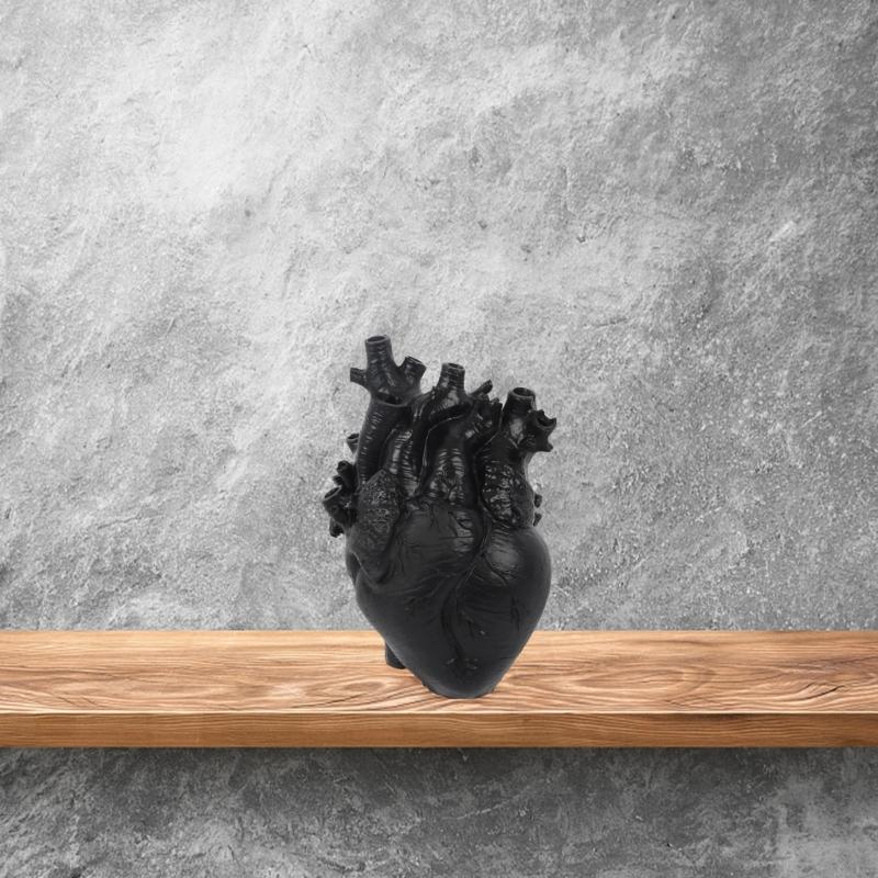 Realistic Heart Sculpture Home Office Desk Ornaments Heart Figurine Creative Resin Heart Statue Miniature Heart Figurine