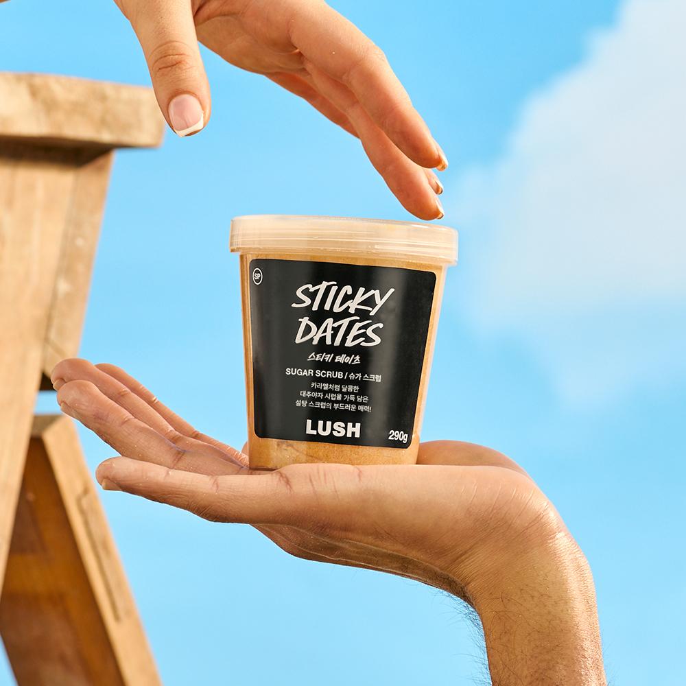 [Lush] Sticky Dates Sugar Body Scrub 135g