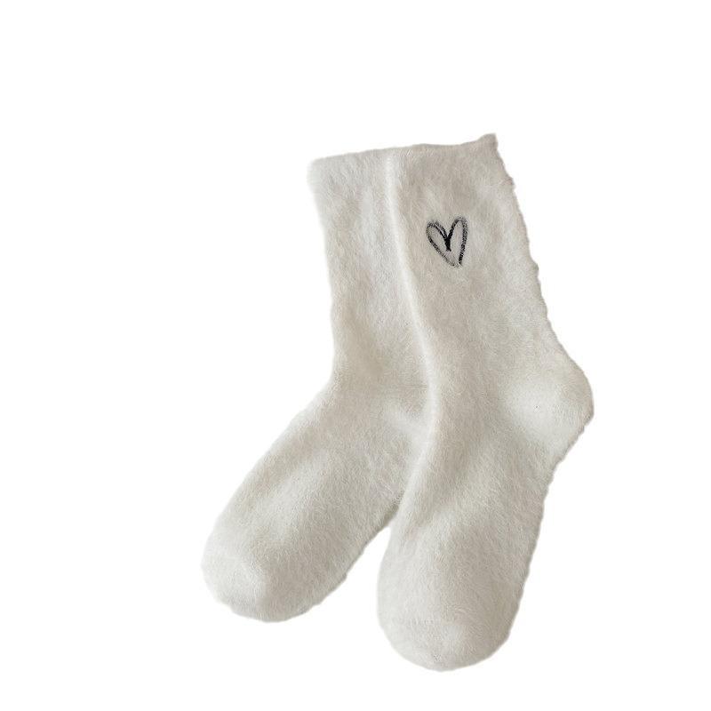 Women's Mink Fleece Heart-shaped Mid-calf Socks, Winter Fleece Thickened Warm Socks, Home Floor Socks