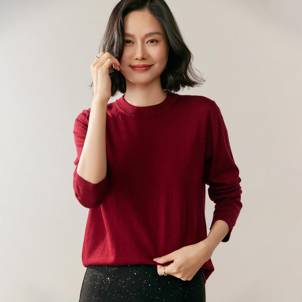 Women's Round Neck Wool Knit Pullover - Long Sleeve Base Layer Sweater