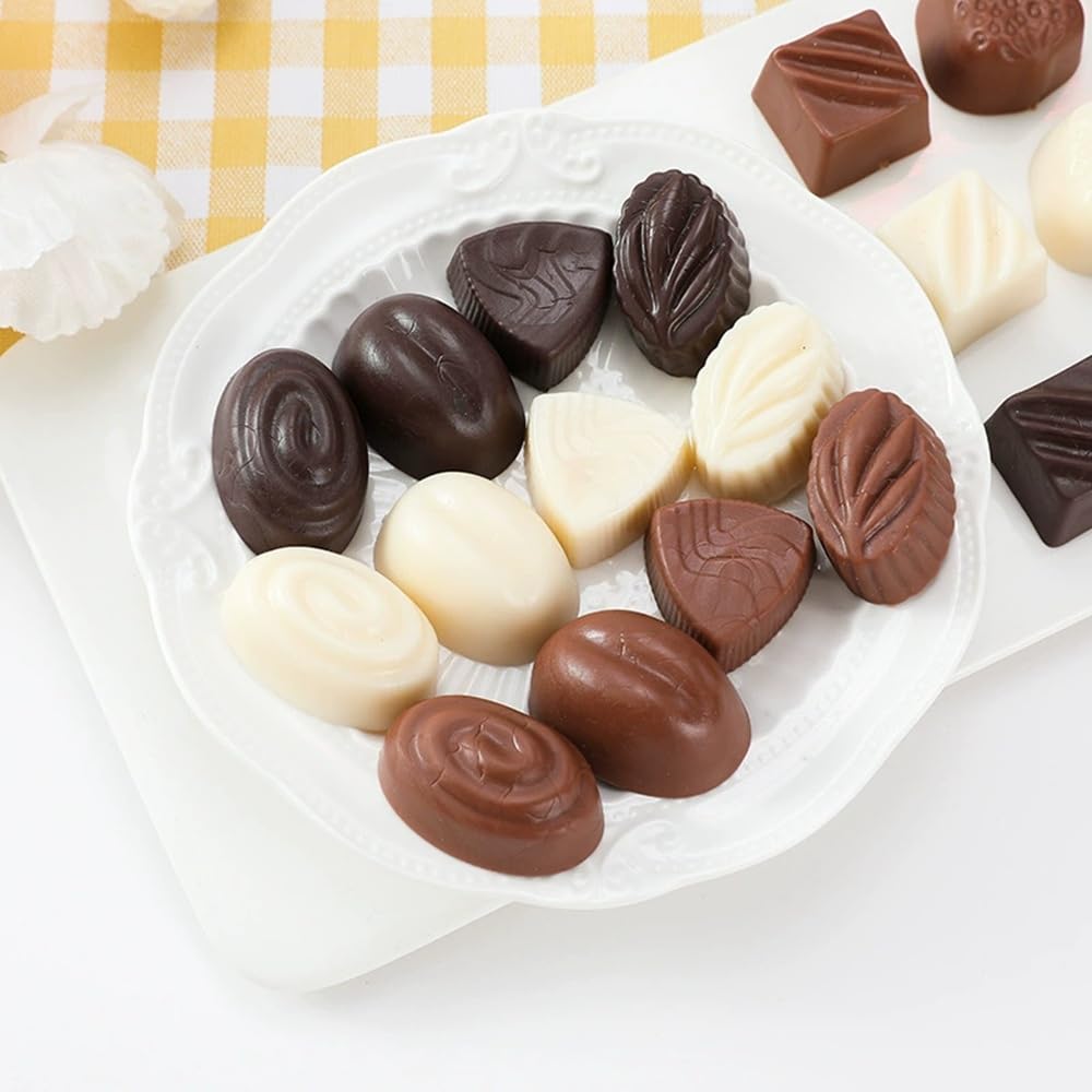 Fake Chocolate and Food Samples for and White 3 Colors x Set of 24 [Shinwa Hiroba] Candy, White, Black, Brown, Decoration, Christmas, Valentine's Day,