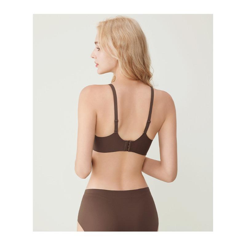 Women Seamless Invisible Wireless Thin Gathering Bra For Small And Large Chest