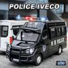 1:24 Ywk Police Car Alloy Diecast Gp Models Toys Doors Opened Sound Light Pull Back Miniature Models Collectible Ornaments Gifts