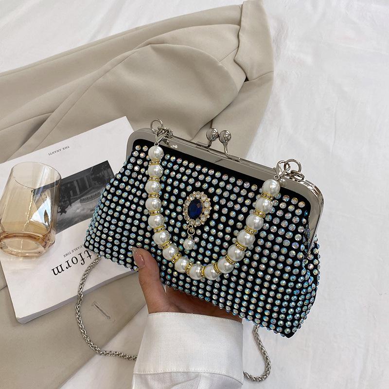 Korean version of pearl chain handbag 2025 summer new bag women's fashion rivet messenger bag clip shoulder bag