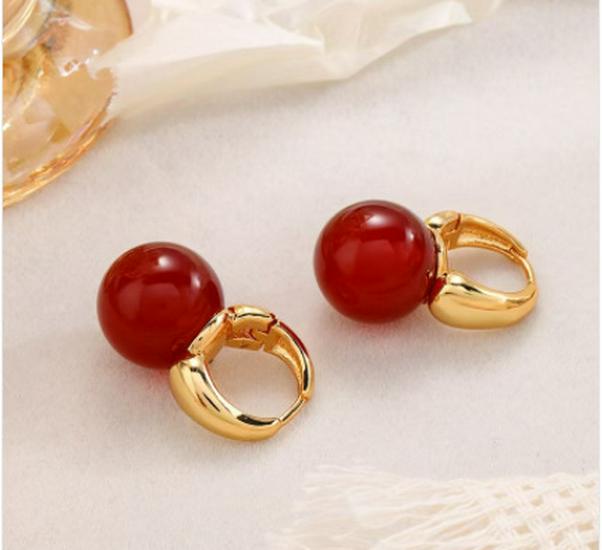 Korejské minimalistické perlové náušnice: Lehká luxusní móda s unikátním designem