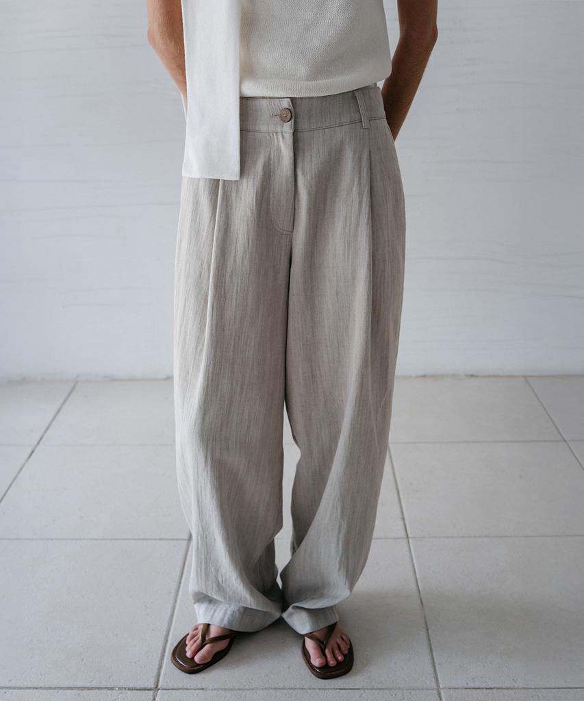 Beullaengkeulumumeon Bird Pocket Pants_Neutral Sand
