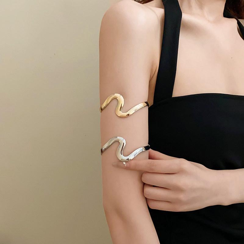 Bohemian Metall Offenes Armband für Damen Wellenmanschette Armreif Strandparty Schmuck Geschenk