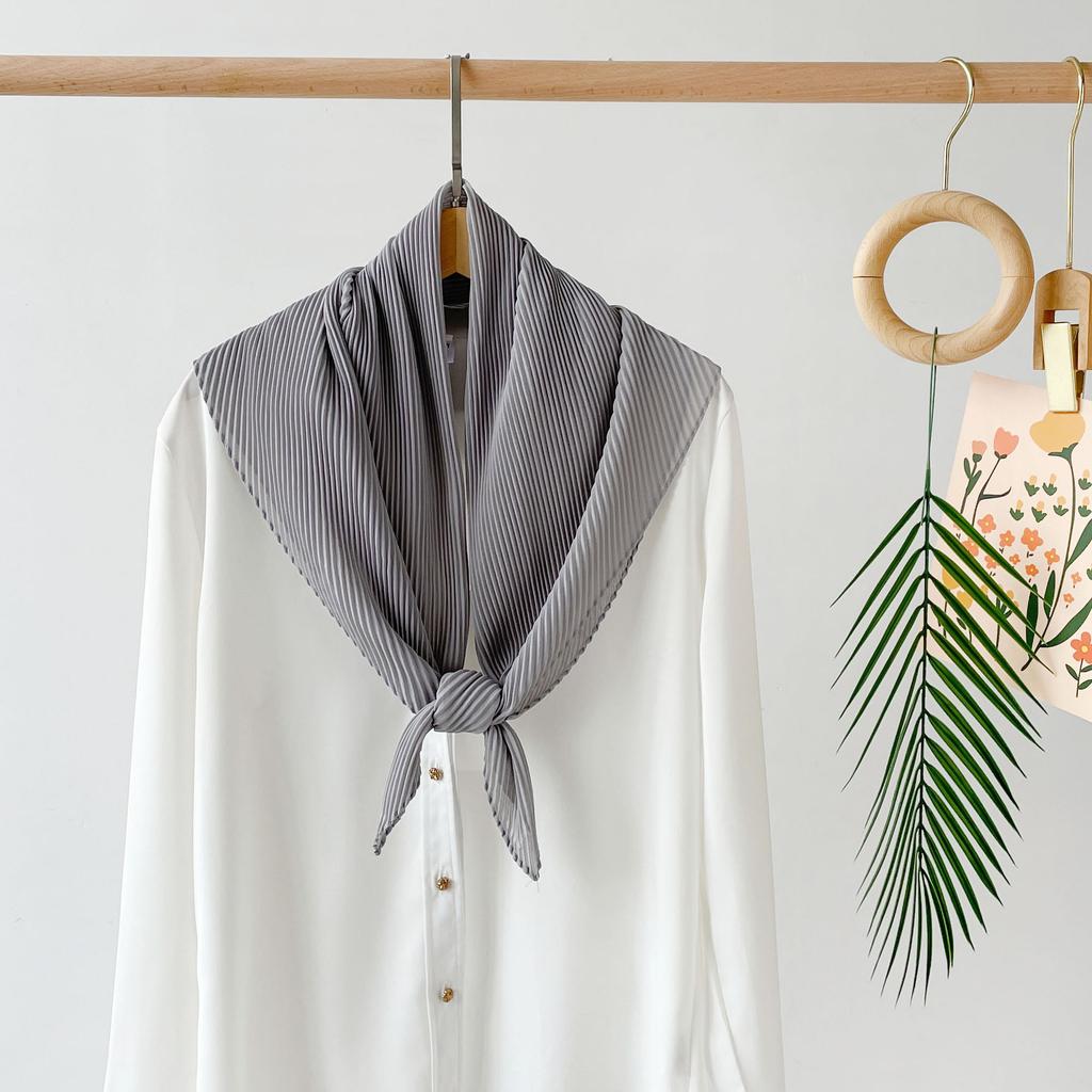 Lenço de Cabeça do Oriente Médio Lenço Quadrado Grande Lenço de Cor Sólida para Mulheres Seda Imitada Pérola Mulher da Neve