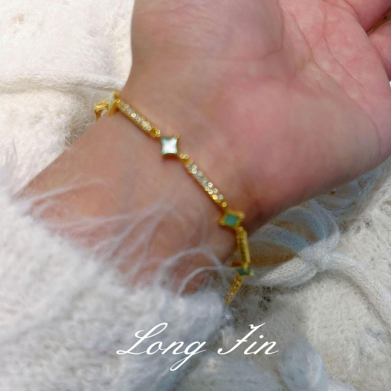 Shining Star Series Set Necklace Bracelet Earrings Fritillary Quadrangle Diamond High-End Jewelry Live Special For