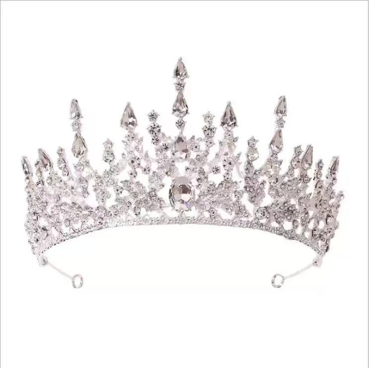 1 Baroque Style Bridal Crown, Luxurious Crystal Decorated Princess Headpiece, Alloy Material, Suitable for Women, Wedding Veil H