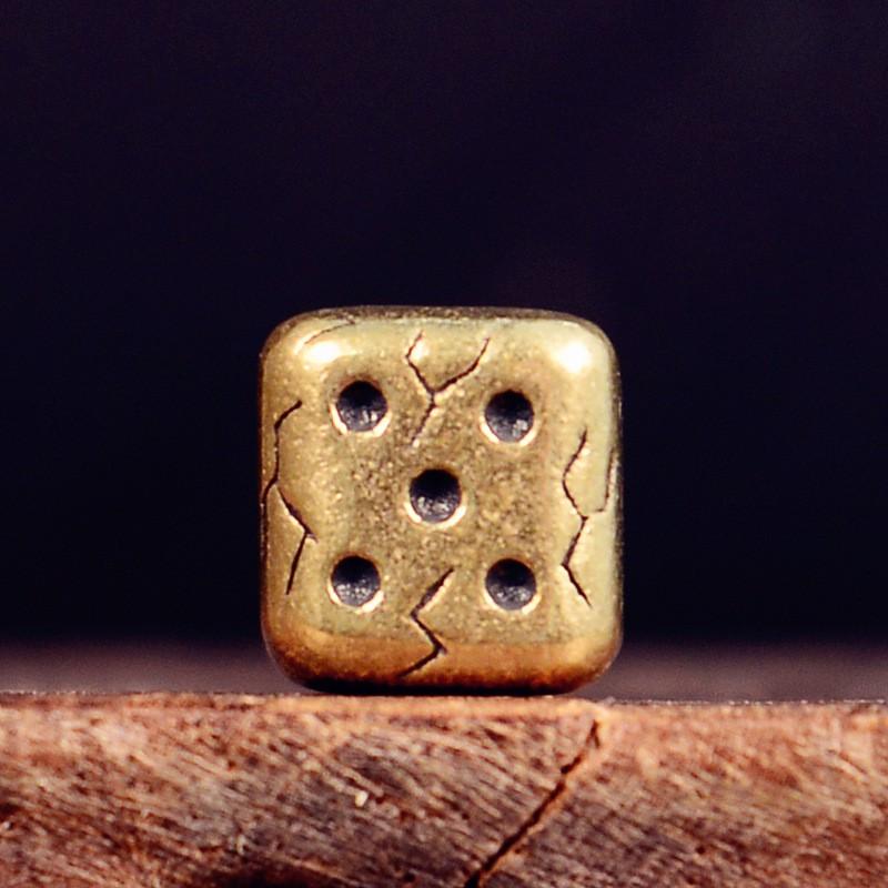 Brass Dice Knife Pendant EDC Paracord Charm Flashlight Keychain Accessory DIY Single Hole Decorative Brass