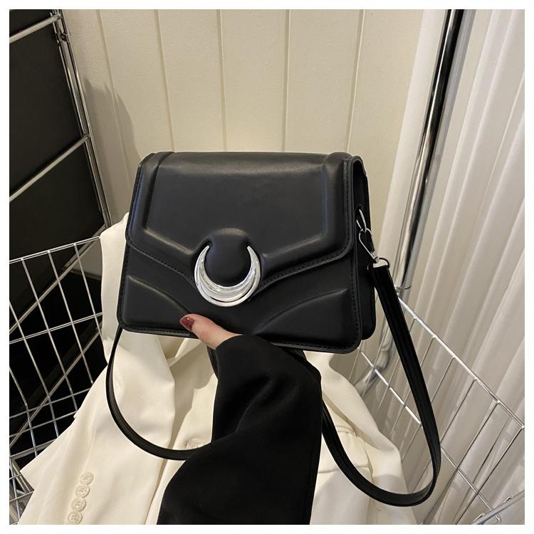 

Маленькая сумка Niche Design, женская, новинка 2024 года, модная и универсальная, высококачественная, с текстурой, на одно плечо, через плечо, в иностранном стиле, маленькая квадратная сумка чёрный