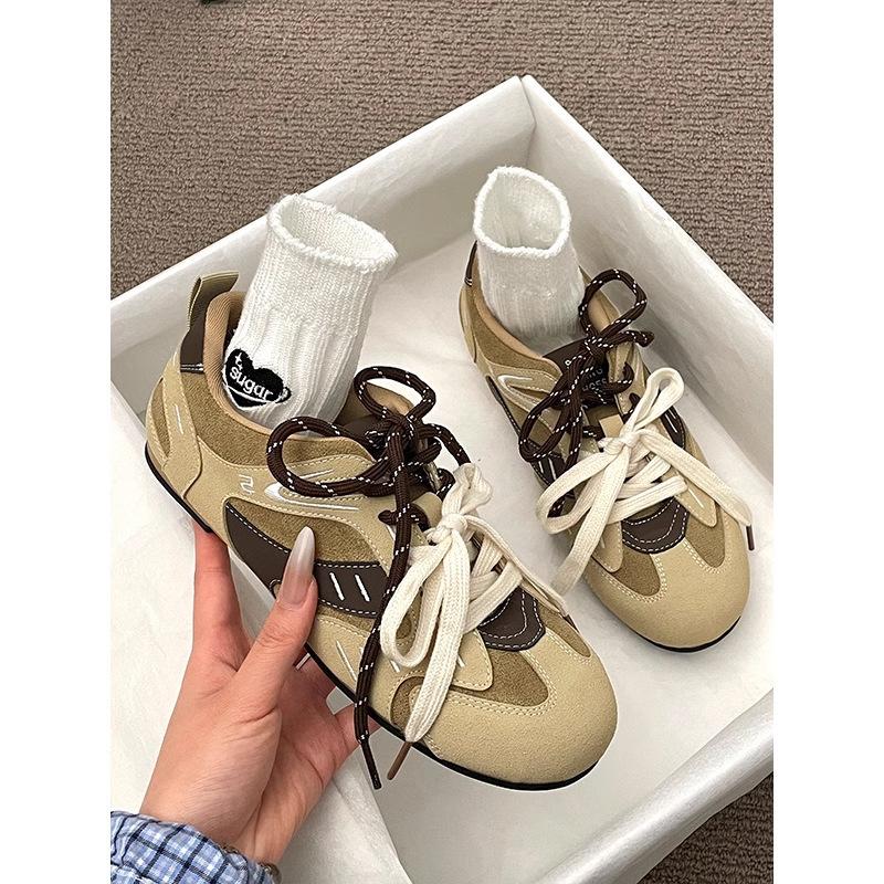 

Yin~ Yi fashion moral training shoes women s 2025 new inner height increase lightweight soft sole Forrest Gump sports and leisure shoes board shoes 35