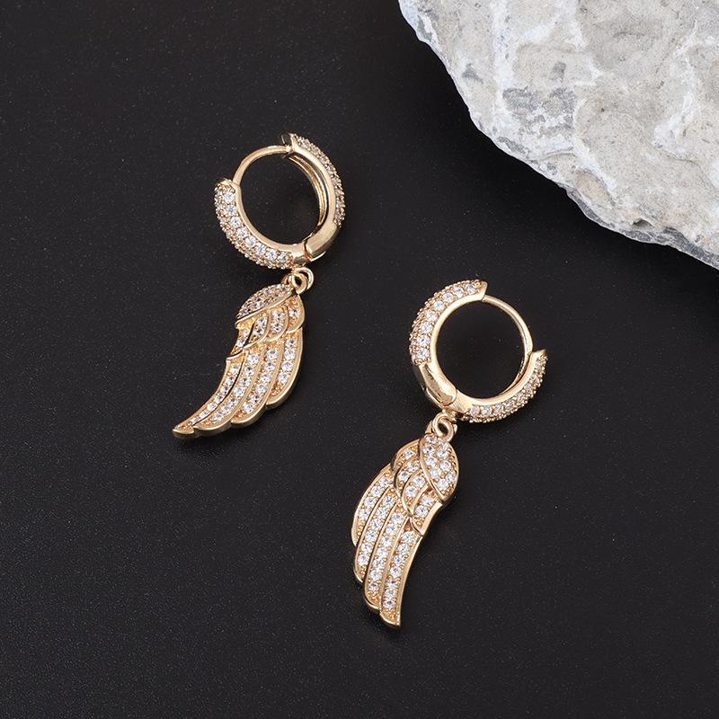 New Feather Wing Three-dimensional Earrings with Symmetrical and Agile Wing Earrings